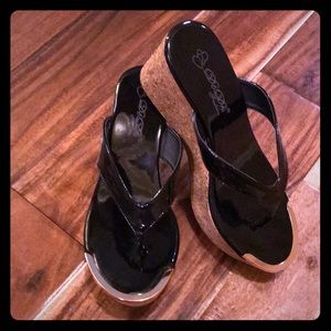New black wedge flip flops